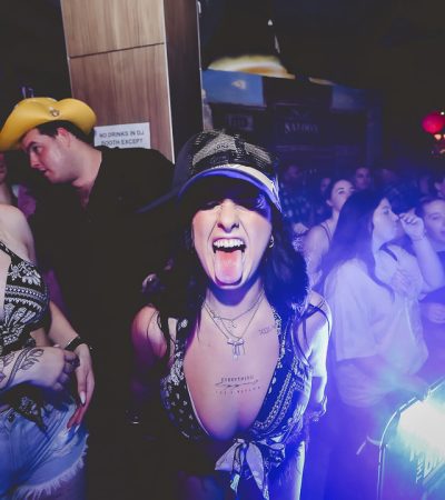 Arcadia-bar-mackay-whitsunday-party-bus-10